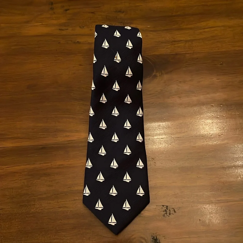 Vineyard Vines Sailboat Tie